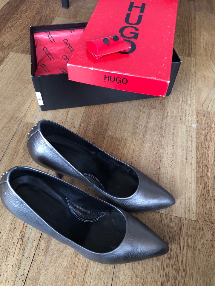 Pumps, str. 40,5, Hugo Boss