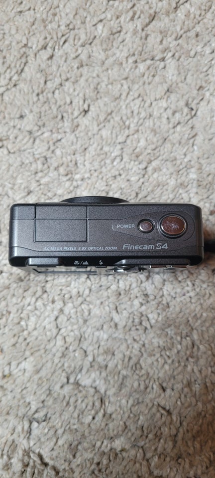 Kyocera, Finecam s4, 4.0 megapixels