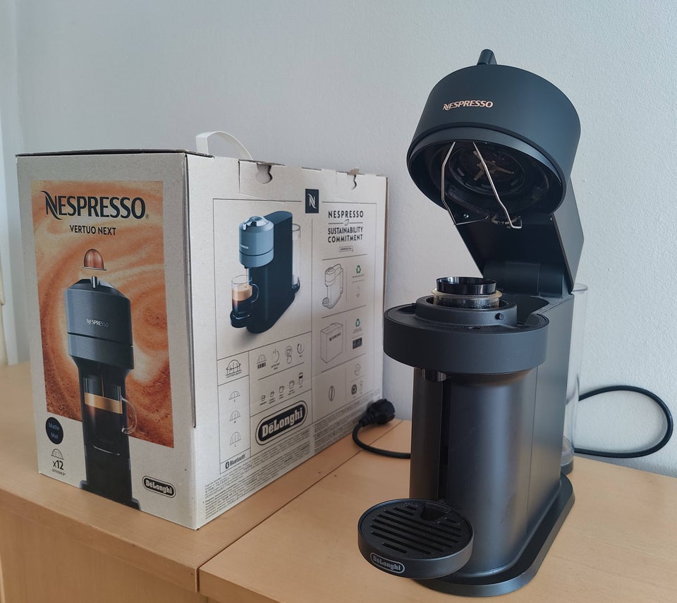 NESPRESSO Vertuo Next kaffemaskine, DeLonghi