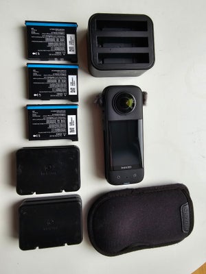 Insta360 X3 action kamera, Insta360, X3, God, Sælger mit Insta360 X3 kamera.

Der medfølger i alt 3 