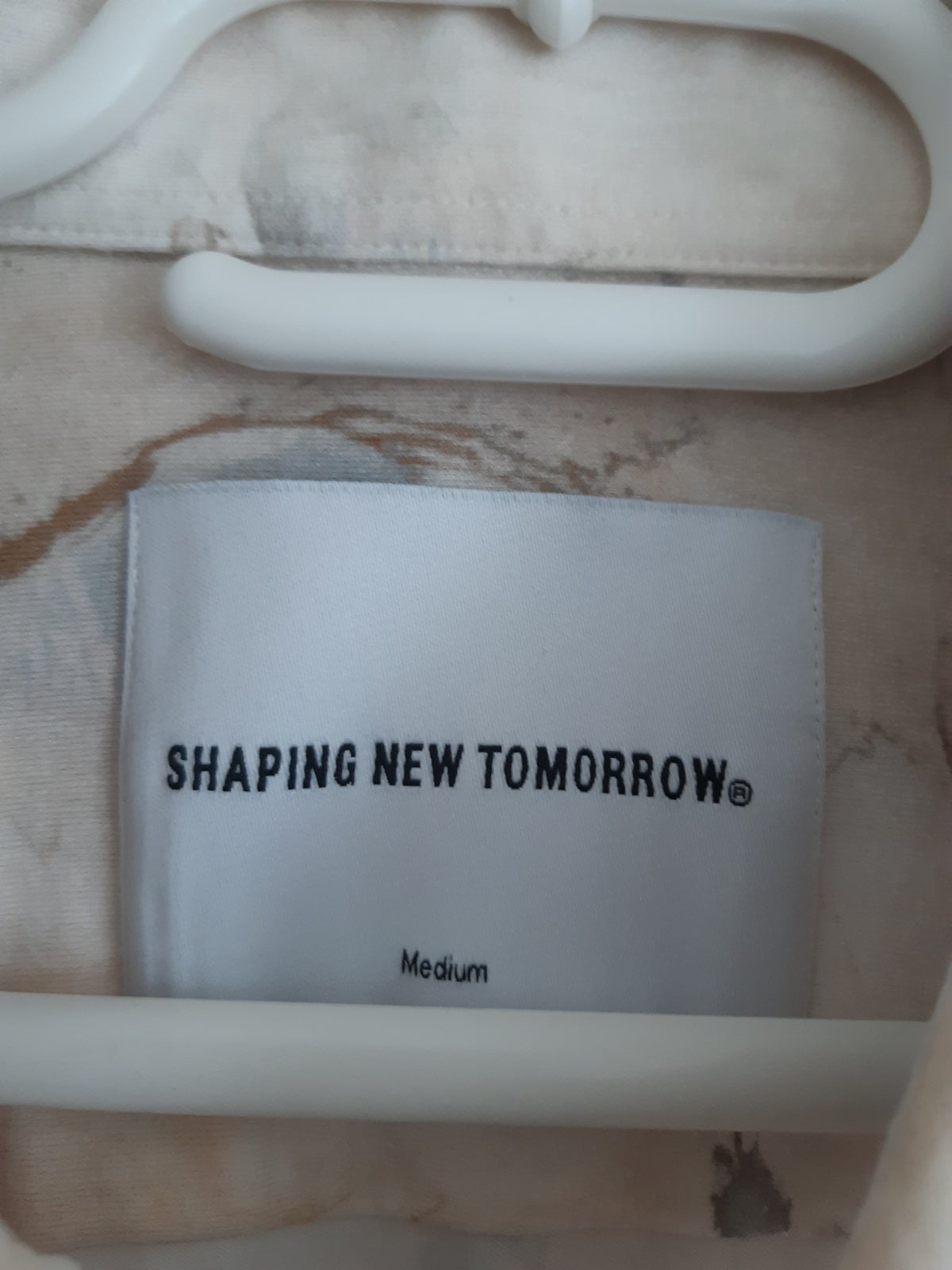 Skjorte, Shaping new tomorrow, str. M