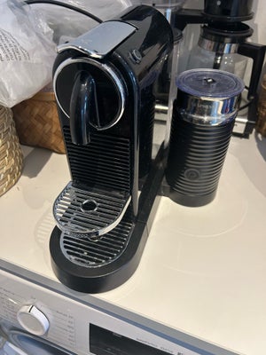 Kaffemaskin, Nespresso, Nespresso kapsel maskine (Citiz&Milk). 
Fungerer upåklageligt og har ingen m