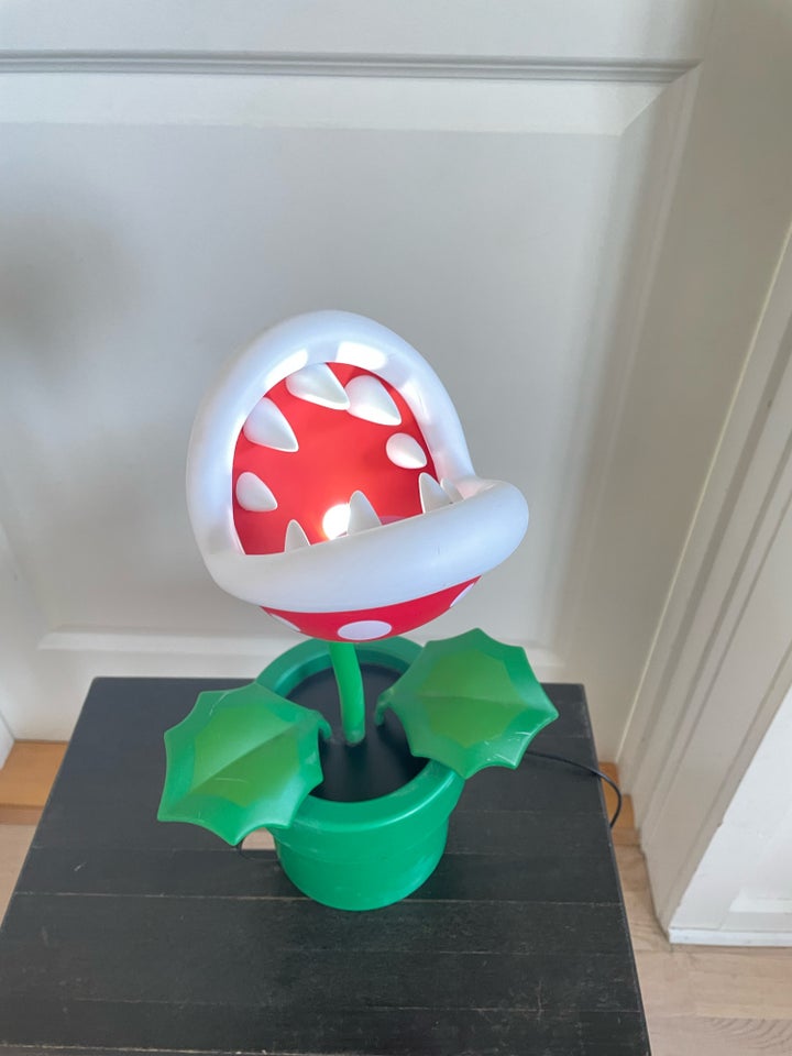 Lampe, Super Mario Piranha Lampe