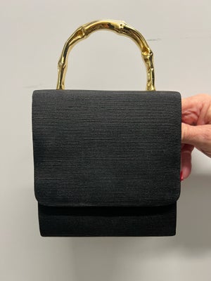 Skuldertaske, andet mærke, silke, Fransk lille selskabs taske 
14 cm bred 
Højde u hank 15 cm

Bredd