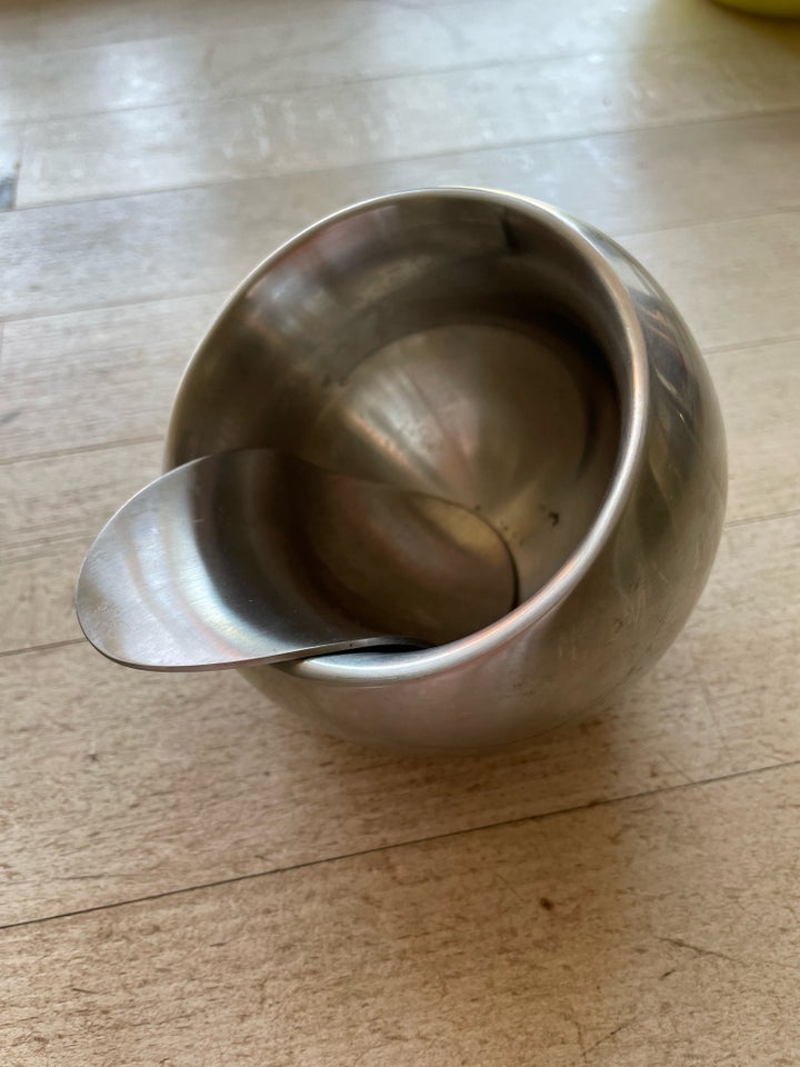 Rustfrit stål, Saltskål, Georg Jensen