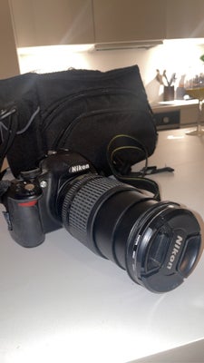 Nikon d3100 spejlreflekskamera , Nikon, D3100, God, Sælges
Brugt få gange.
Medfølger:
•Oplader
•Stik