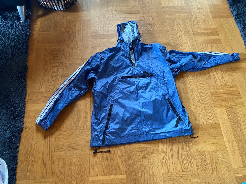 Anorak, str. 38, LANDSCAPE SPORT