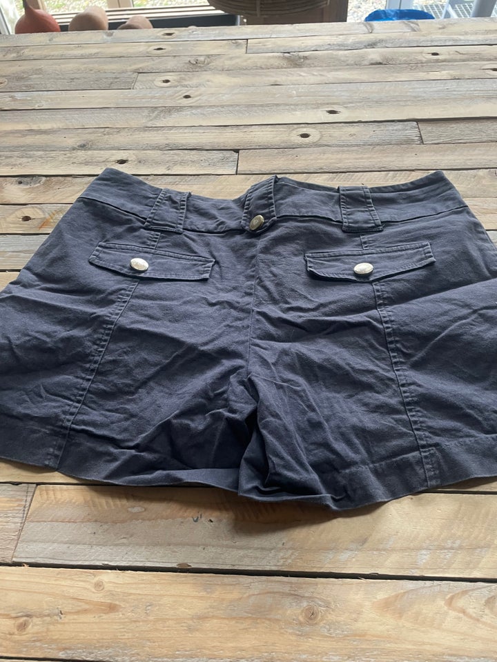 Shorts, Vera Moda, str. 40