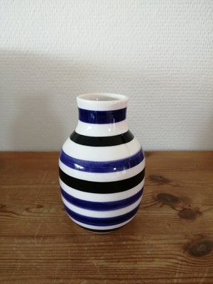 Vase, Super Flot Omaggio Vase , Kähler, Kähler - Super Flot Omaggio Vase - ( Brugt, Som Ny )

Farve: