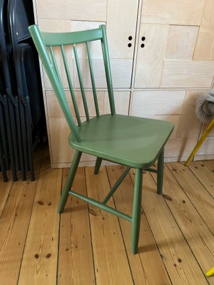 Spisebordsstol, Træ, Pindestol, Fin grøn pindestol - kan evt. bruge en klat lim, men fejler intet - 