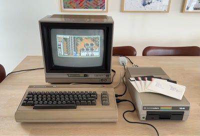 Commodore 64, arkademaskine, God, Fin og original Commodorr 64 med 1541 diskettestation, strømforsyn