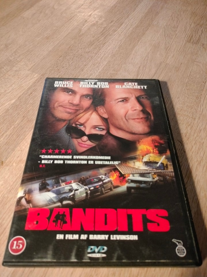 BANDITS, instruktør Barry Levinson, DVD