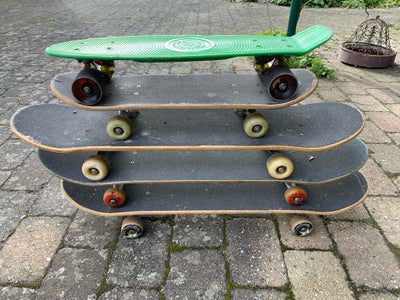 Skateboard, Diverse skateboards sælges. 
Kr 200,- pr stk.
Der er også et penny board


Sender ikke -