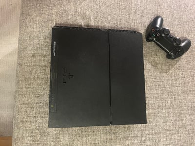 Playstation 4, God, PlayStation 4 med joystick sælges

PlayStation 4 sælges inkl. ét originalt joyst