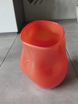 Andre samleobjekter, Sjov - formet glas vase/pyntegenstand.., Sjov - formet glas vase/pyntegenstand.