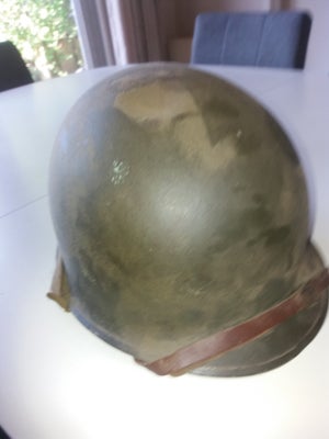 Militær, Stålhjelm, Original amerikansk stålhjelm fra 2. Verdenskrig. 1 udgave af den populære hjelm