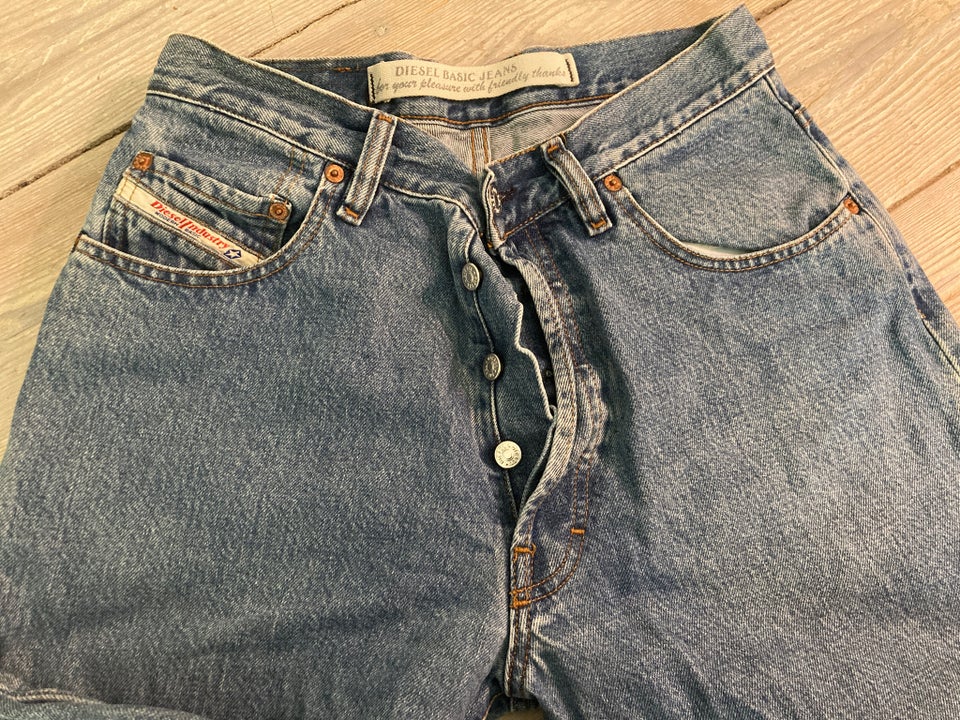 Jeans, Diesel, str. 30