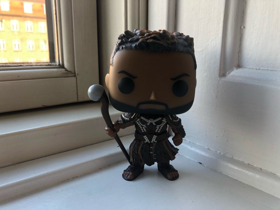 Mbaku, Funko pop