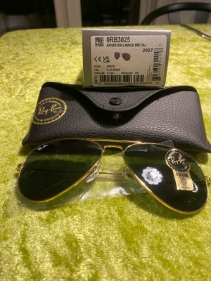 Solbriller herre, Ray-Ban, Helt nye, aldrig brugt. Model Aviator