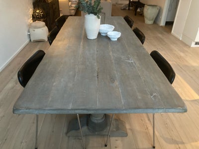 Spisebord, Træ, Smukt fransk langbord / spisebord 
Måler 250 cm i længden, ca 100 cm bredt og 77 cm 