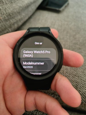 Smartwatch, Samsung, Byd gerne.Sælger mit Samsung Galaxy smartwatch pro 5 , da jeg dsv ikke for det 