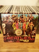 Beatles: Sgt. Peppers Lonely Hearts Club Band (1987 CD),