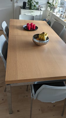 Spisebord, b: 91 l: 183, Super kvalitetsbord i træ med stål ben. Plads til 8. Bordet kan trækkes ud 