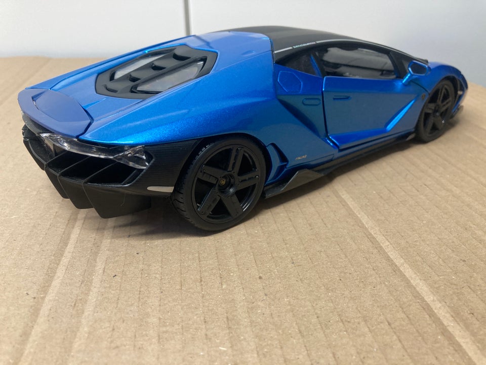 Modelbil, Lamborghini Centenario 1/18, skala 1:18