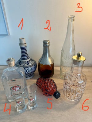 Glas, Karafler, flasker, Vintage, 1 - karaffel med smukke mønstre håndlavet af keramik og emalje. Fl