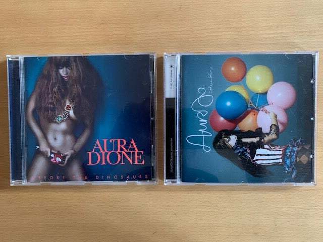 Aura Dione: 2 albums, pop