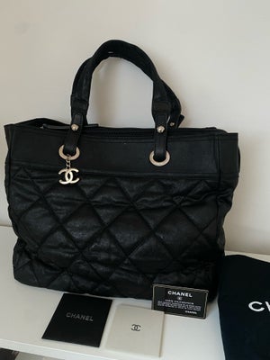 Skuldertaske, Chanel, polyester, - Chanel Paris biarritz tote bag MM tote bag coated canvas black
- 