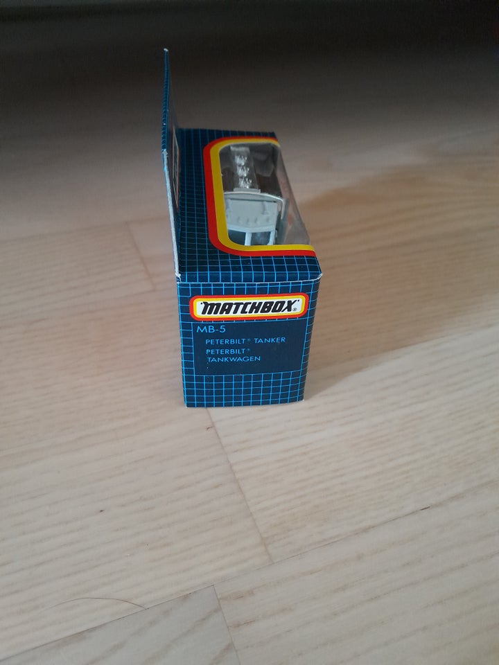 Biler, Matchbox Shell lastbil.