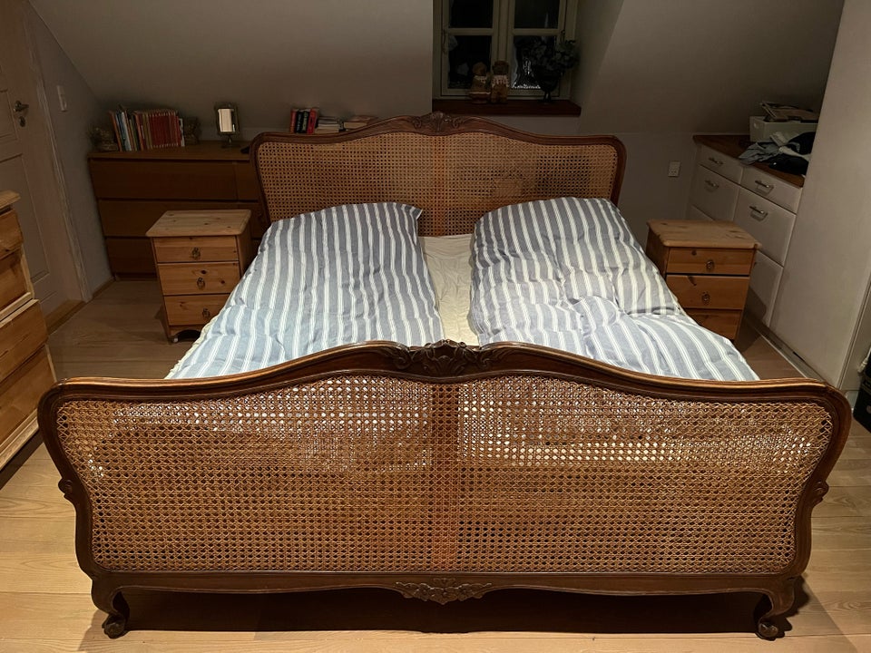 Andet, Dobbelt seng med fransk flet, b: 175 l: 195