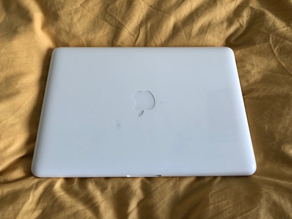 MacBook, MacBook 6,1, Intel Core 2 Duo GHz