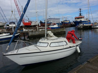 Anden type, Sailfish 18, 18 fod, Båd i perfekt stand med dansk, galvaniseret landevejstrailer (Varia