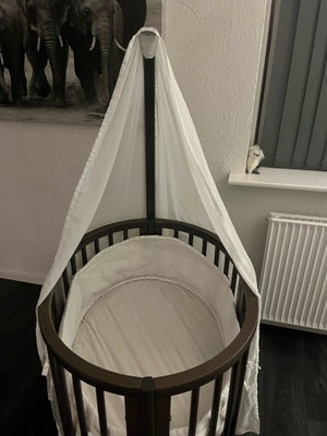 Babyseng, Stokke sleepi mini, Ingen brugstegn på sengen. Der følger sengehimmel, sengerand, madras, 