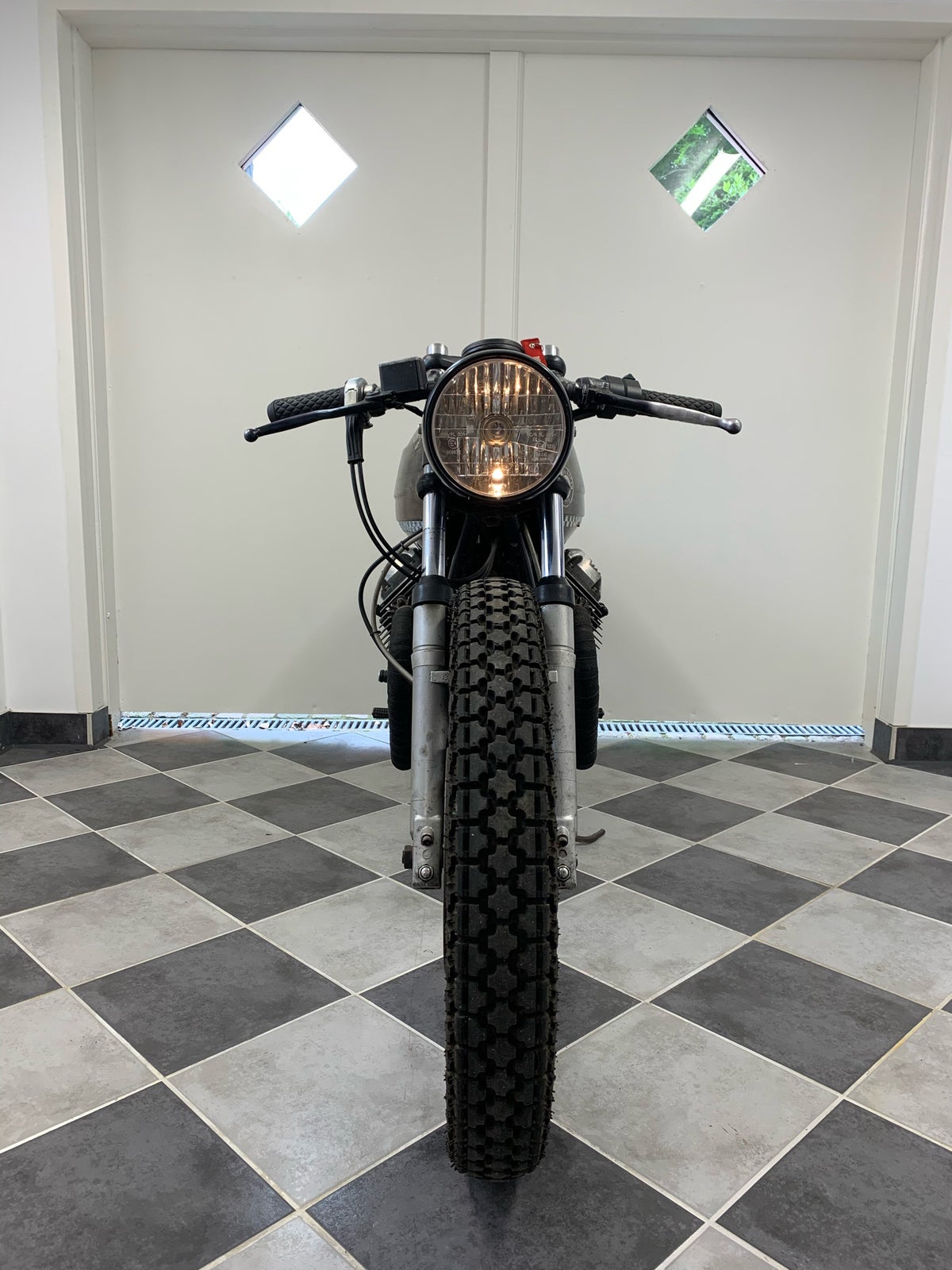 Moto Guzzi, Imola v35, 350 ccm