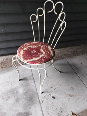 stol, Stol sælges for kr. 450,-. Rigtig metalstol, ren retro :-)

Stolen kan ses i Hillerød/Tisvilde
