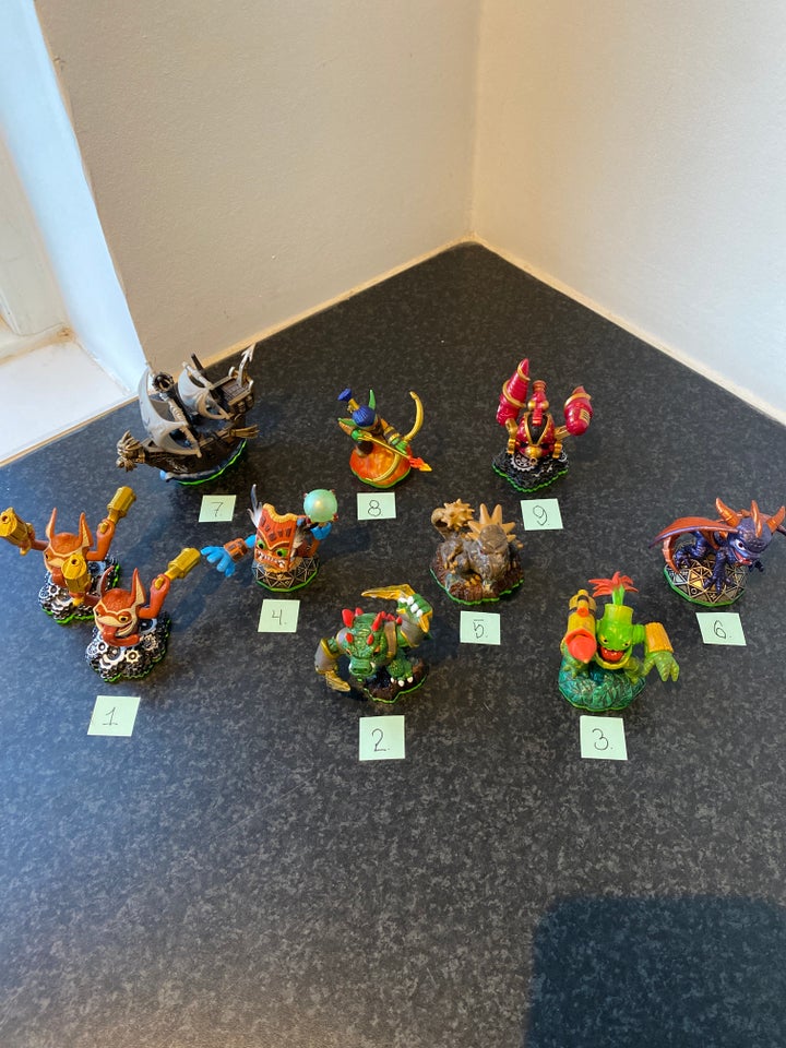 Andet, Universal, Skylanders