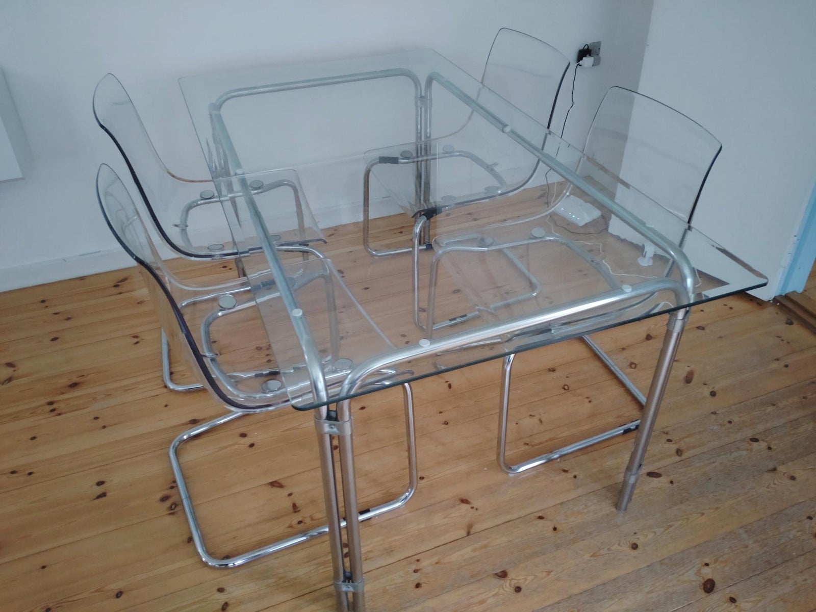 Spisebord m/stole, Andet, Stole er fra Ikea. Glasbord købt