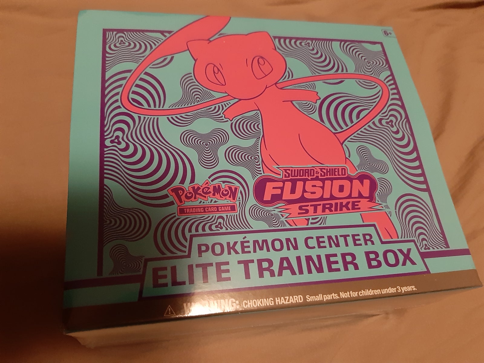 Pokémon TCG: Sword & Shield-Fusion Strike Pokémon Center Elite Trainer