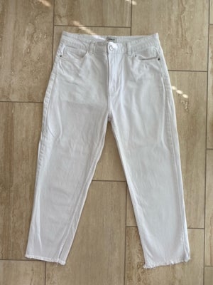 Jeans, ONLY, str. 31,  Hvid,  Bomuld med stretch,  Næsten som ny, Jeans fra ONLY - bootcut - hvid de