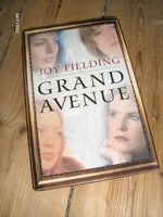 GRAND AVENUE, JOY FIELDING, genre: roman
