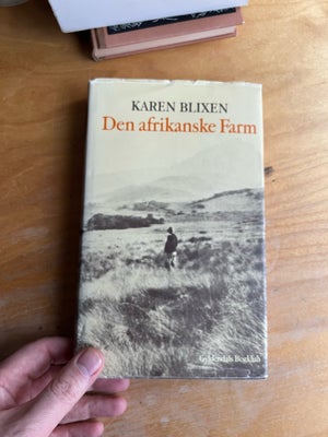 Den afrikanske Farm, Karen Blixen, genre: roman, Fin hardback

Den afrikanske farm er Karen Blixens 