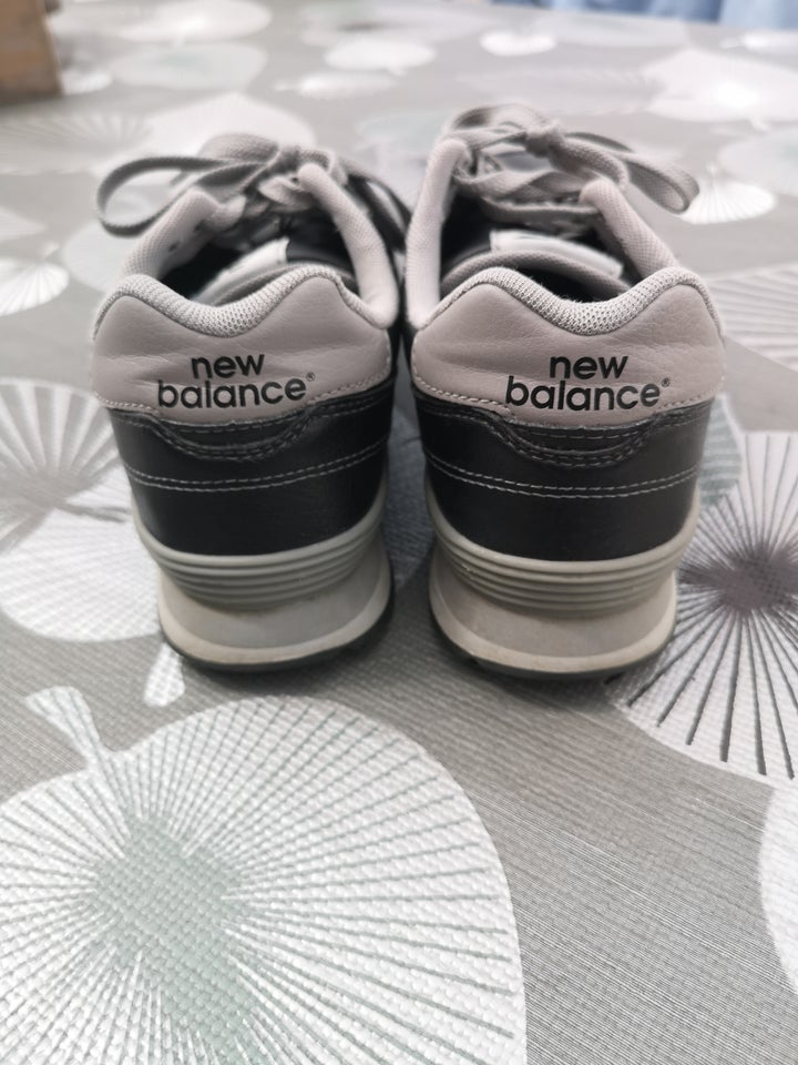 Sneakers, New Balance 368, str. 40