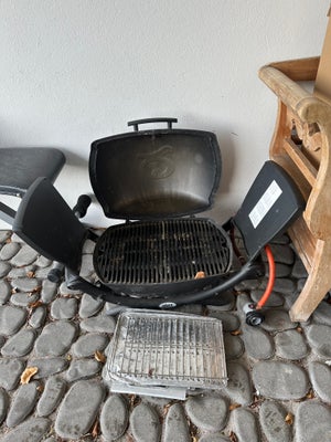 Gasgrill, Weber, Fin grill men vi får desværre ikke brugt den på båden har givet 3400 for den for et