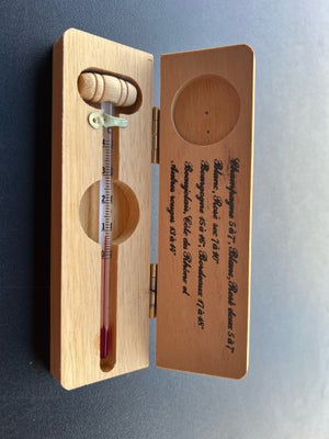 Vin, Vin termometer, Vintage fransk vin/champagne termometer i  trækasse
Kan sendes på købers regnin