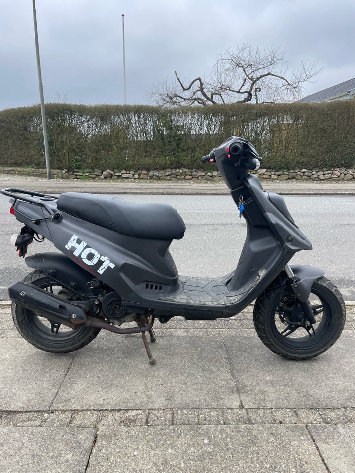 MotoCR Hot 50 4t euro 4, 2021, 2600 km