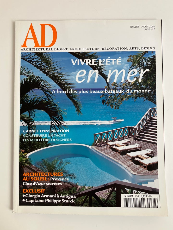 AD + ELLE + INTERIORS, Magasin