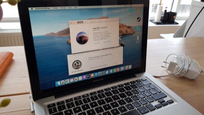MacBook Pro, 13" Mid 2012, 2,5 GHz, 4 GB ram, 500 GB harddisk, Perfekt, RESERVERET
MacBook Pro 13,3 